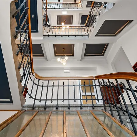 Budgetel- Kong Oscarsgate 22 *