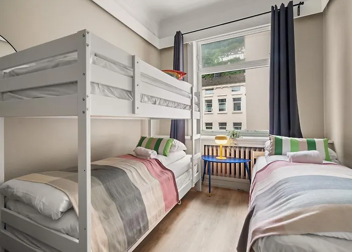 Breeze - Self Service 卑爾根