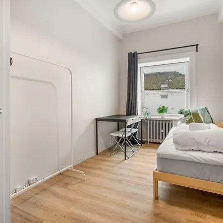 Budgetel- Kong Oscarsgate 22 *